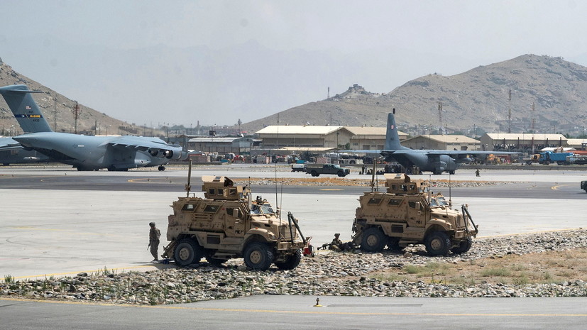 США обсуждают с талибами вопрос будущего контроля над аэропортом в Кабуле