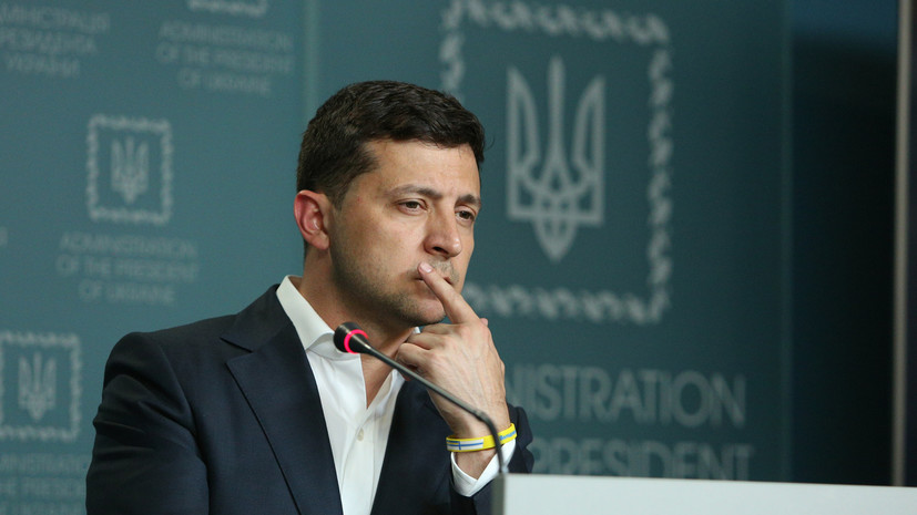 Разрыв с реальностью: почему на Украине заговорили о невыполненных обещаниях президента Зеленского