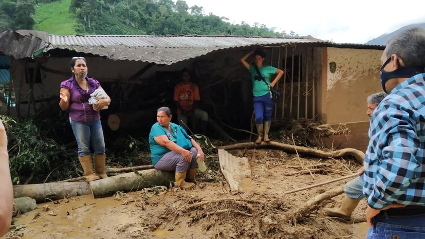 Мадуро объявил в Венесуэле режим ЧС из-за наводнения