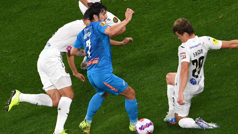 Азмун вывел «Зенит» вперёд в матче с ЦСКА