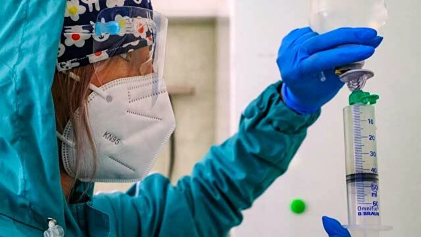 Профессор Баранова рассказала о влиянии прививки на переболевшего COVID-19 человека