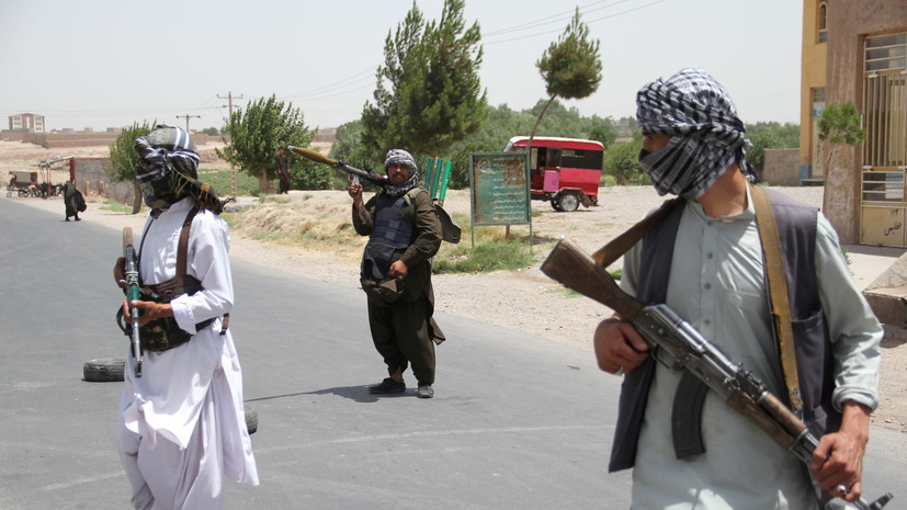 WP: талибы просят США оставить американских дипломатов в Афганистане после вывода ВС