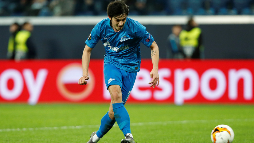 L'Équipe: переход Азмуна в «Лион» под угрозой срыва