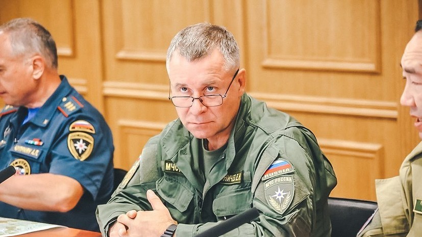 Рогозин выразил соболезнования в связи с гибелью главы МЧС Зиничева