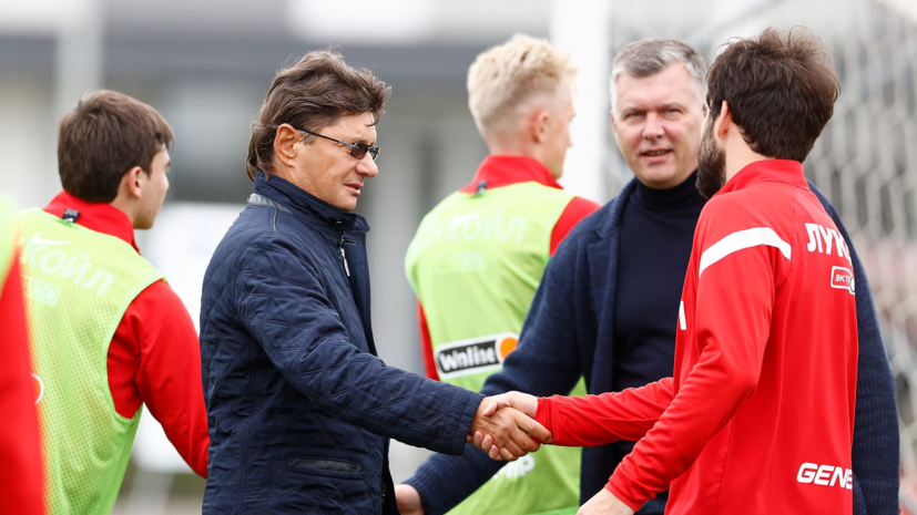 Леонид Федун посетил тренировку «Спартака» на базе в Тушине