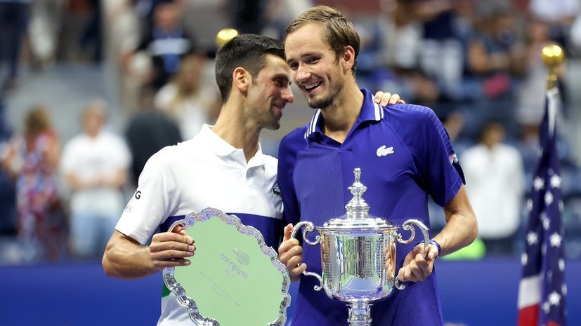 Джокович поздравил Медведева с победой в финале US Open