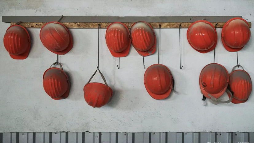 Двое пострадавших при аварии в ЛНР горняков отправлены на лечение в Россию