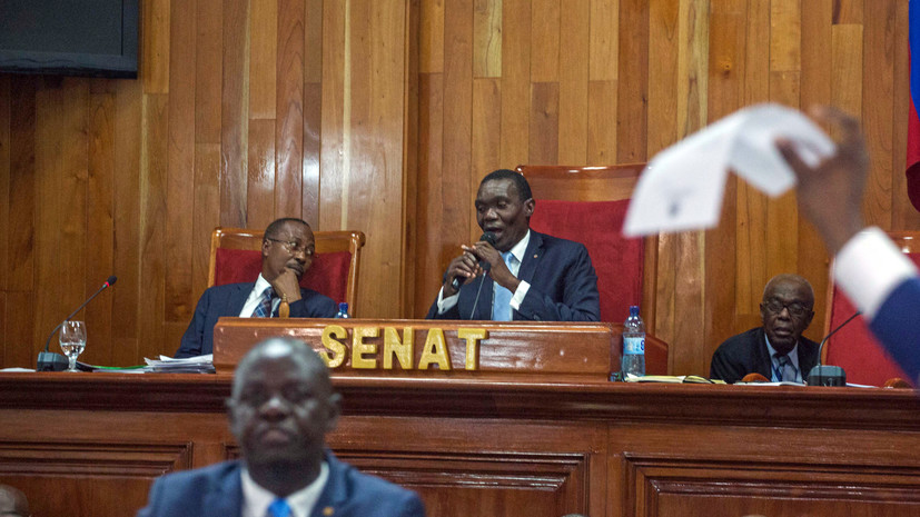 В сенате Гаити намерены объявить своего спикера президентом страны