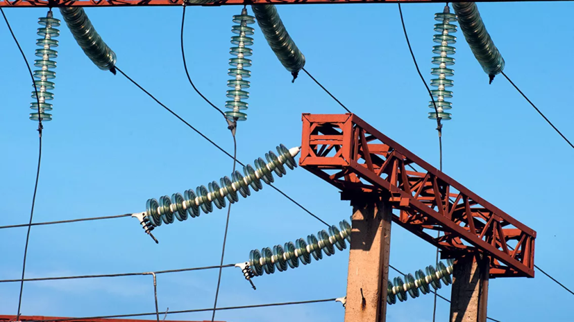 На Украине более 30 населённых пунктов остались без электричества из-за непогоды