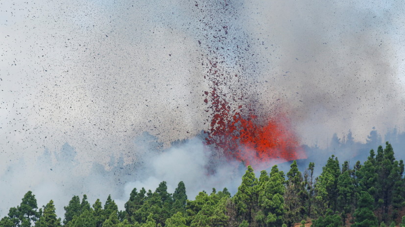 На испанском острове Пальма произошло извержение вулкана