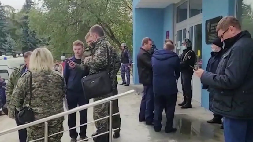 Психологи пермского университета помогают очевидцам стрельбы в вузе