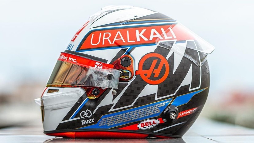 Мазепин выступит на Гран-при России в шлеме с именами призёров Игр в Токио