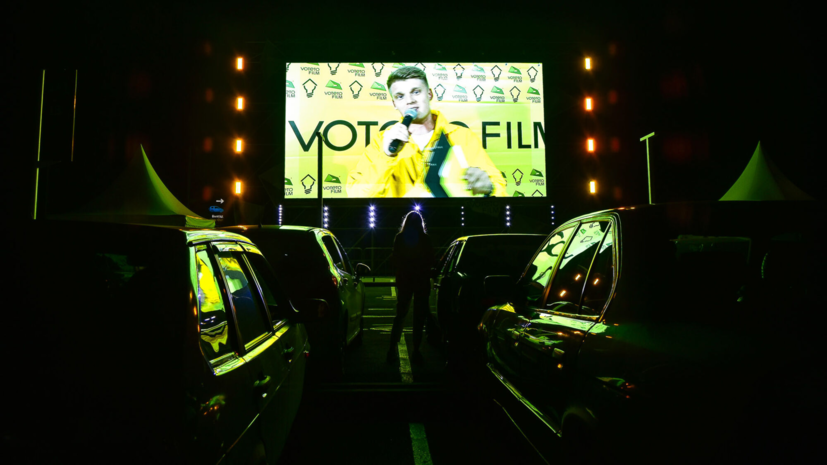 В аэропорту Симферополя при проведении кинофестиваля оборудуют автокинотеатр