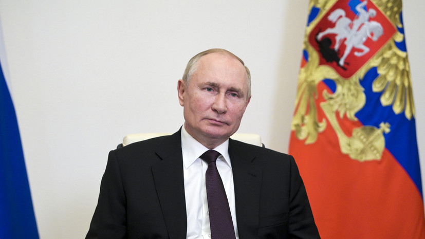 Путин: в России в ближайшие годы продолжат увеличивать пенсии