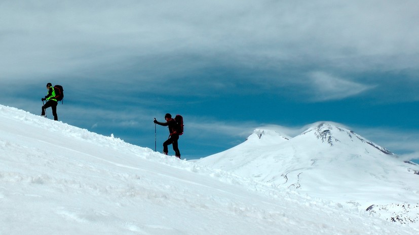 В Федерации альпинизма отметили рост числа восхождений на Эльбрус