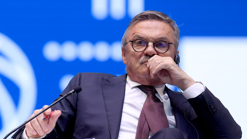 Фазель заявил, что готов работать в КХЛ или ФХР