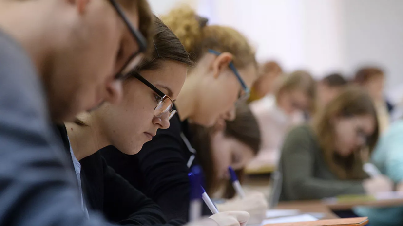 Названы самые популярные вакансии среди студентов в России