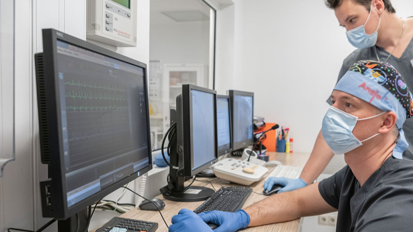 Врачи с помощью системы поддержки выписали более 470 тысяч направлений в Москве