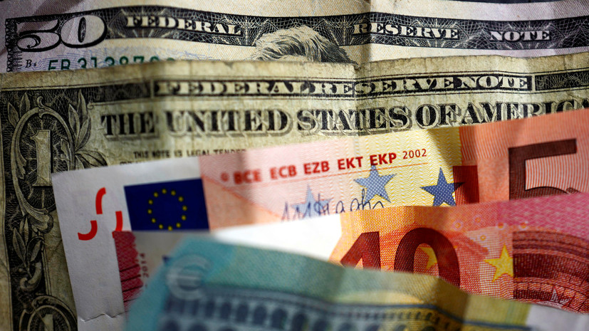 Экономисты спрогнозировали повышение курсов доллара и евро