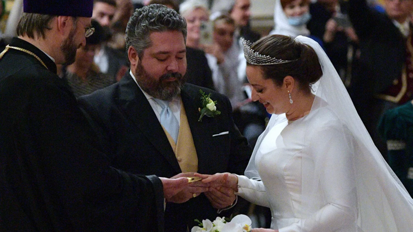 В Петербурге прошло венчание Георгия Романова с Ребеккой Беттарини