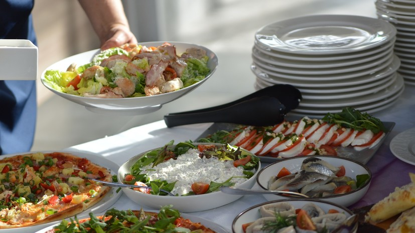 В Удмуртии из-за пандемии ввели ограничения на работу общепита ночью