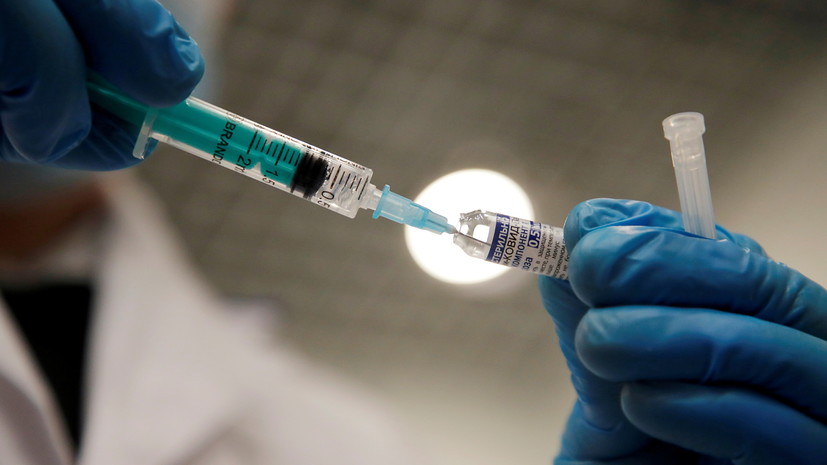 На Ямале ввели обязательную вакцинацию от коронавируса для ряда граждан