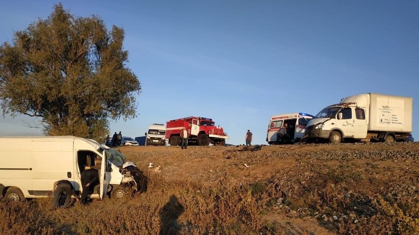 В Астраханской области произошло ДТП с участием четырёх автомобилей