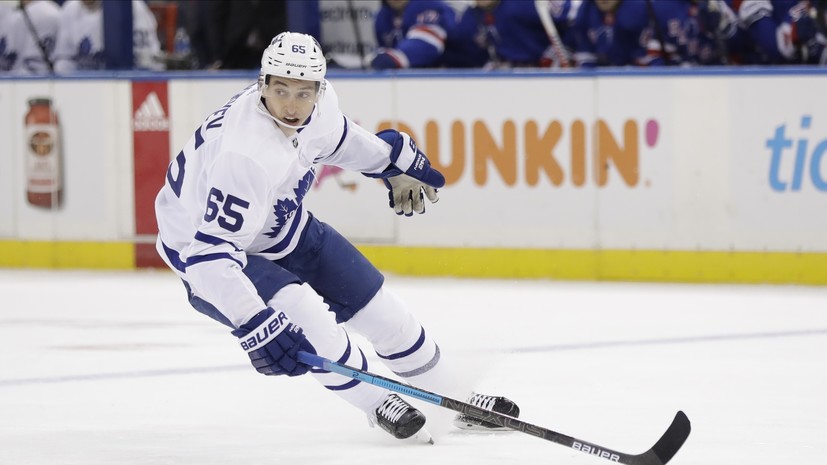 СМИ: российский хоккеист «Торонто» Михеев из-за травмы выбыл на восемь недель