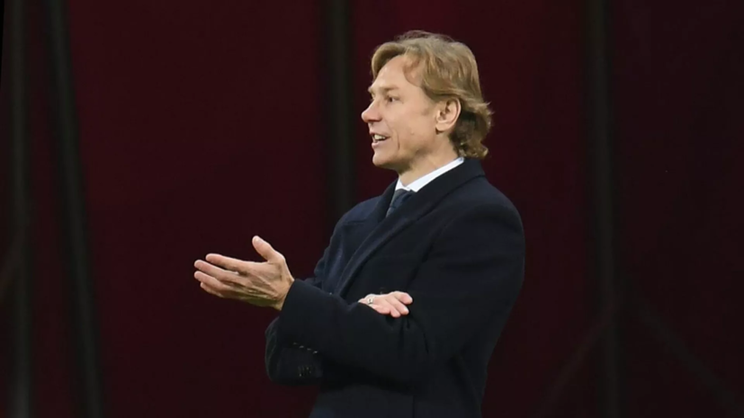 В сборной России опубликовали видео, как футболисты и Карпин пели песню «Валера, Валера»