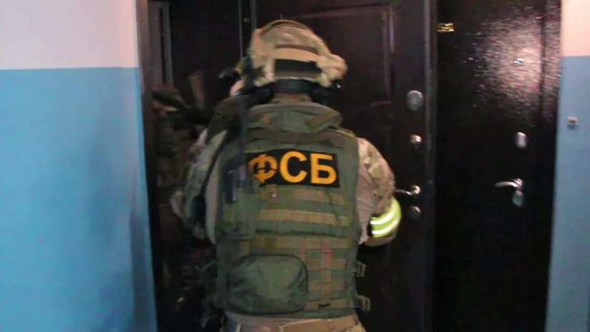ФСБ задержала причастных к финансированию террористов в семи регионах России
