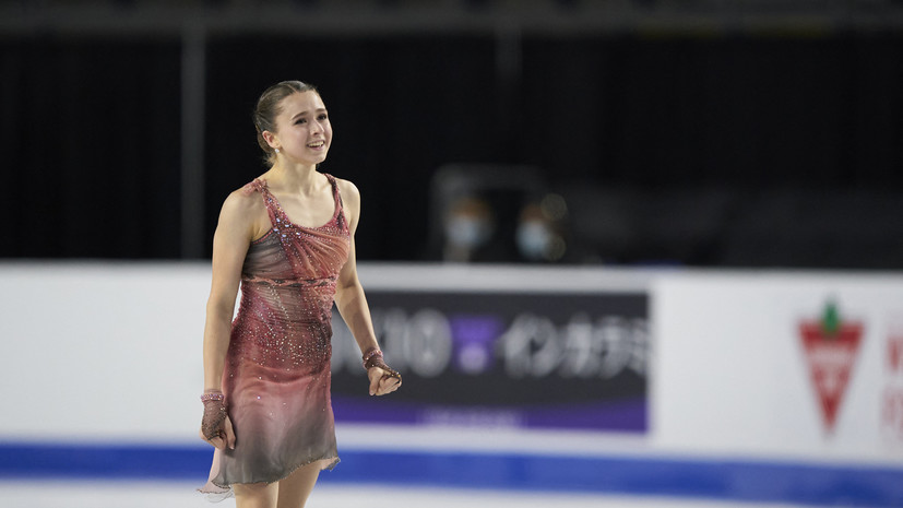 Валиева опубликовала совместное фото с Глейхенгаузом и Тутберидзе после Skate Canada