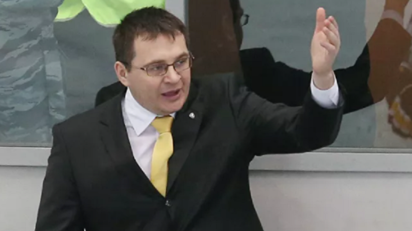 Назаров считает, что женская интуиция Салиховой правильно подсказала не одобрять Виторию