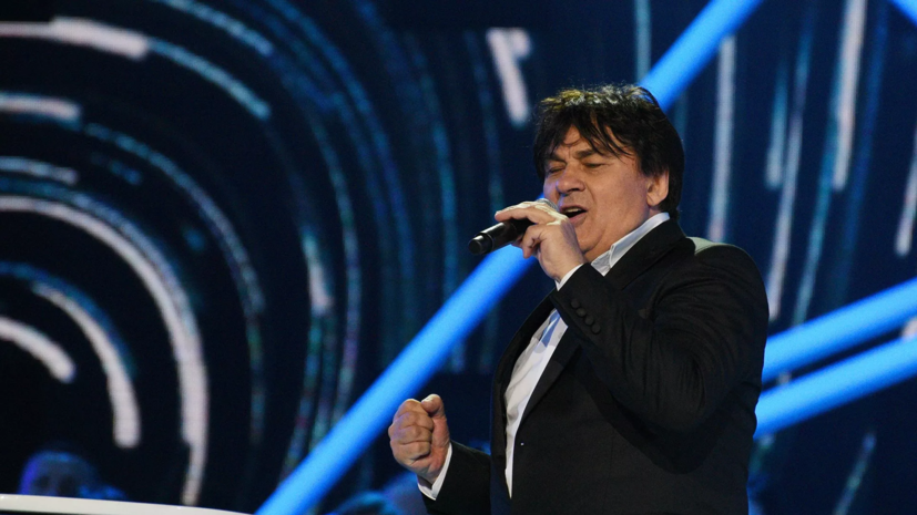 Концертный директор Серова заявил, что артиста скоро выпишут из больницы