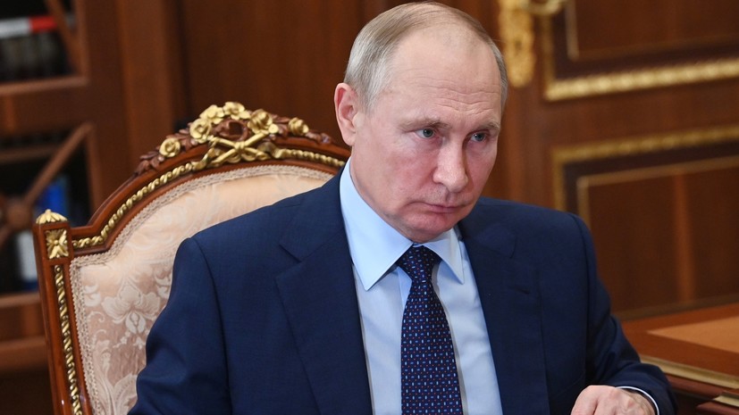 Путин внёс поправки о повышении МРОТ и прожиточного минимума в Госдуму