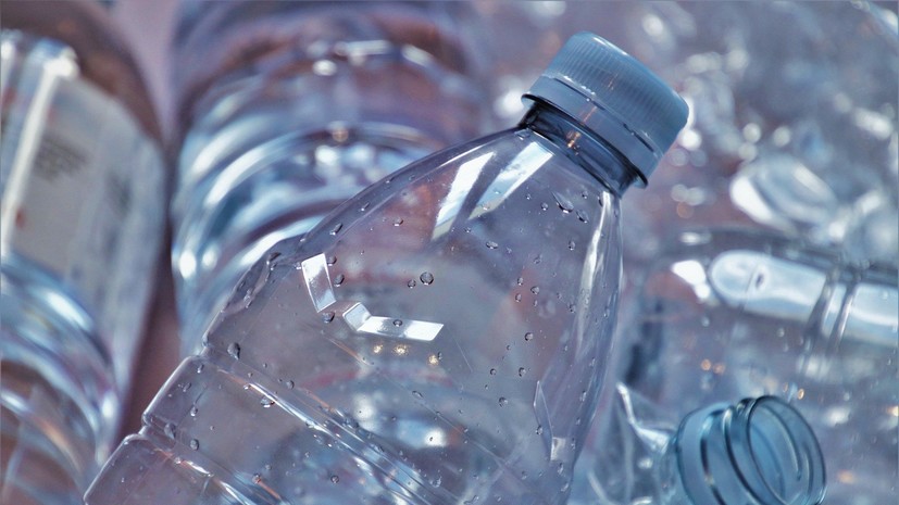 Кандидат технических наук Гончар предостерёг от повторного использования пластиковых бутылок