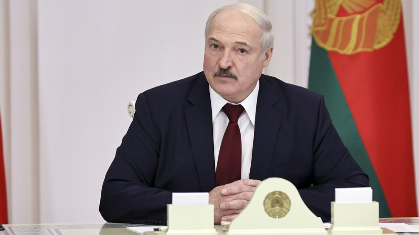 Лукашенко проинформировал Путина о телефонном разговоре с Меркель