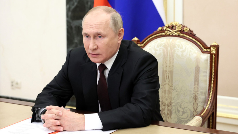 «Возрастут выплаты для 16 млн граждан»: Путин внёс в Госдуму поправки о повышении МРОТ и прожиточного минимума