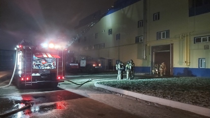 Площадь пожара в Ульяновске возросла до 5 тысяч квадратных метров