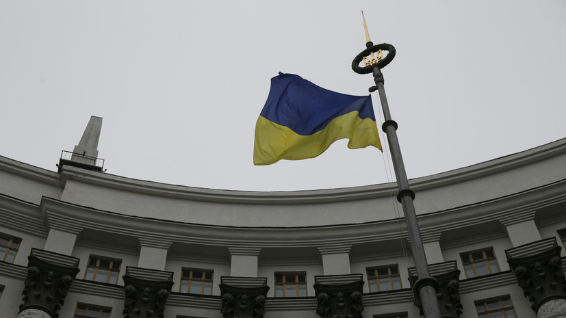 Украина получила от МВФ второй транш в размере около $700 млн