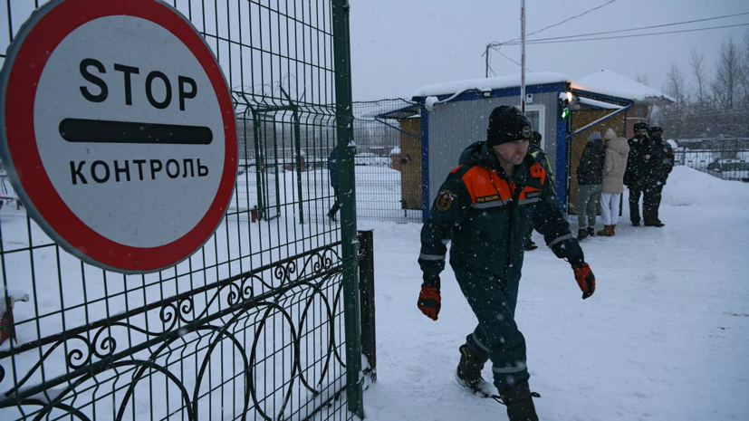 В Кемеровской области объявили трёхдневный траур по погибшим шахтёрам