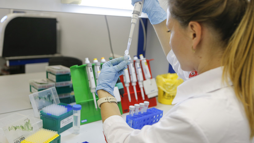 BioNTech сообщила об изучении нового штамма коронавируса