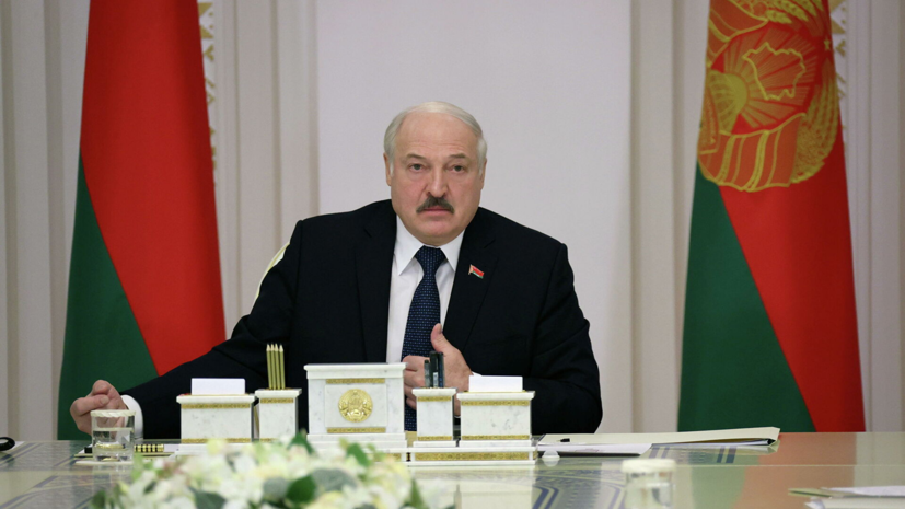 Лукашенко заявил, что не будет «вышвыривать» западных дипломатов