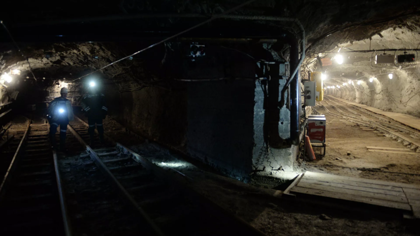 Прокуратура организовала проверку после смерти человека на руднике в Бурятии