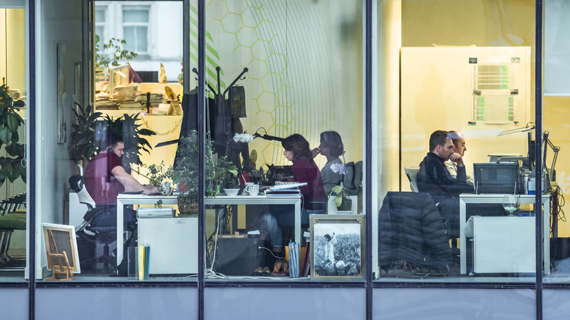 Адвокат Нефедовский рассказал о возможных причинах отказа в работе