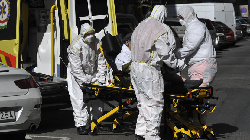 В Венгрии выявили первые два случая омикрон-штамма COVID-19