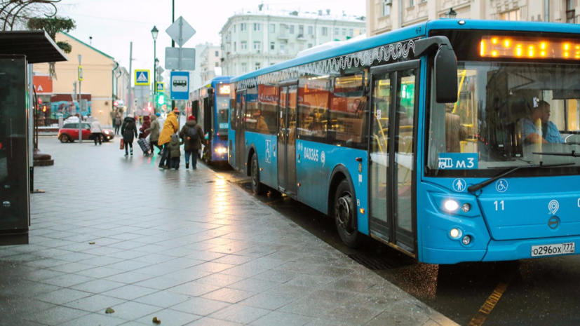Стоимость проезда в общественном транспорте в Москве изменится с 2 января 2022 года