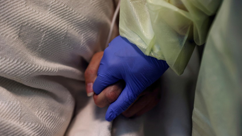 В США число летальных исходов среди пациентов с коронавирусом превысило 800 тысяч