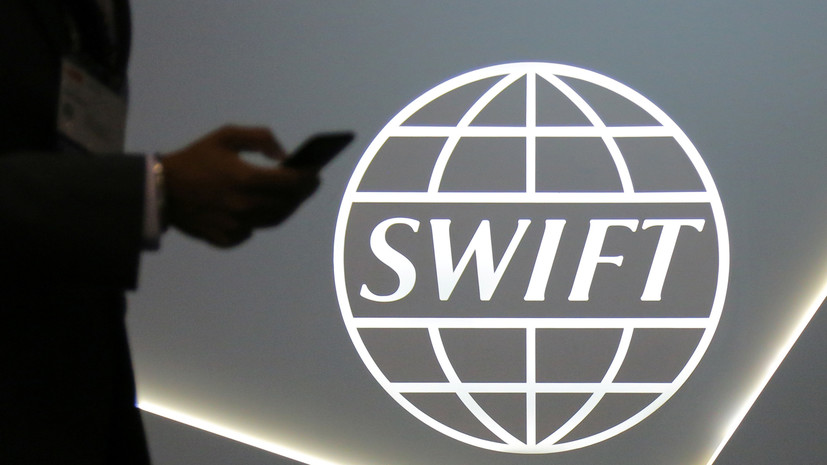 Глава МИД Украины Кулеба заявил о переговорах по отключению России от SWIFT