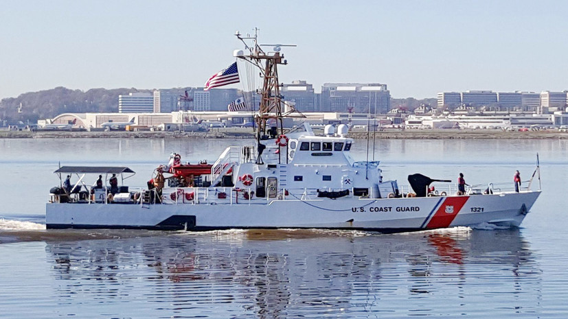 Командующий ВМС Украины заявил о планах оснастить катера Island вооружением из США