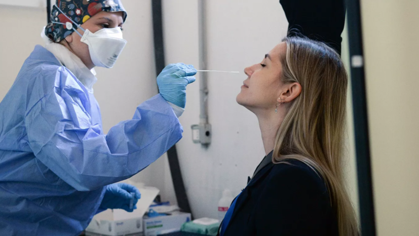 Иммунолог Крючков объяснил разницу между ПЦР и экспресс-тестом на COVID-19